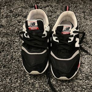 New Balance Black and White Athletic Shoes